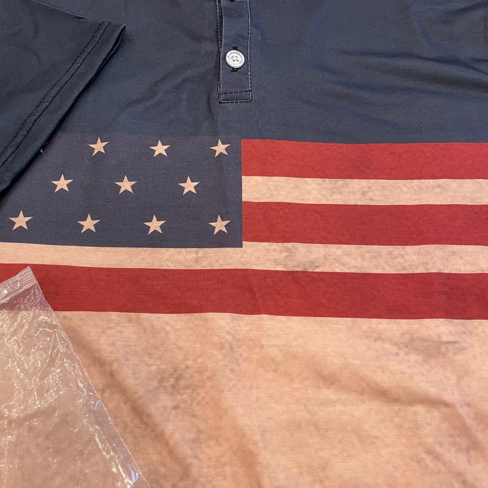 Mens American Flag Size Medium Distressed imprint shirt